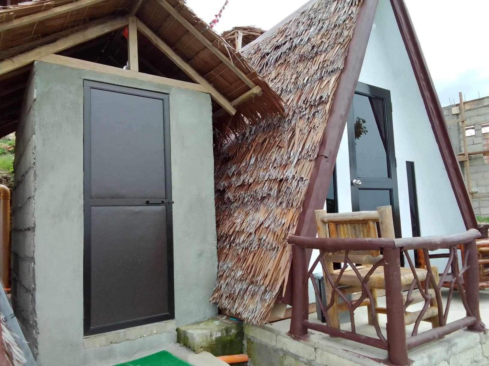 Thornton'S Sea View Cafe & Guesthouse Siquijor Buitenkant foto