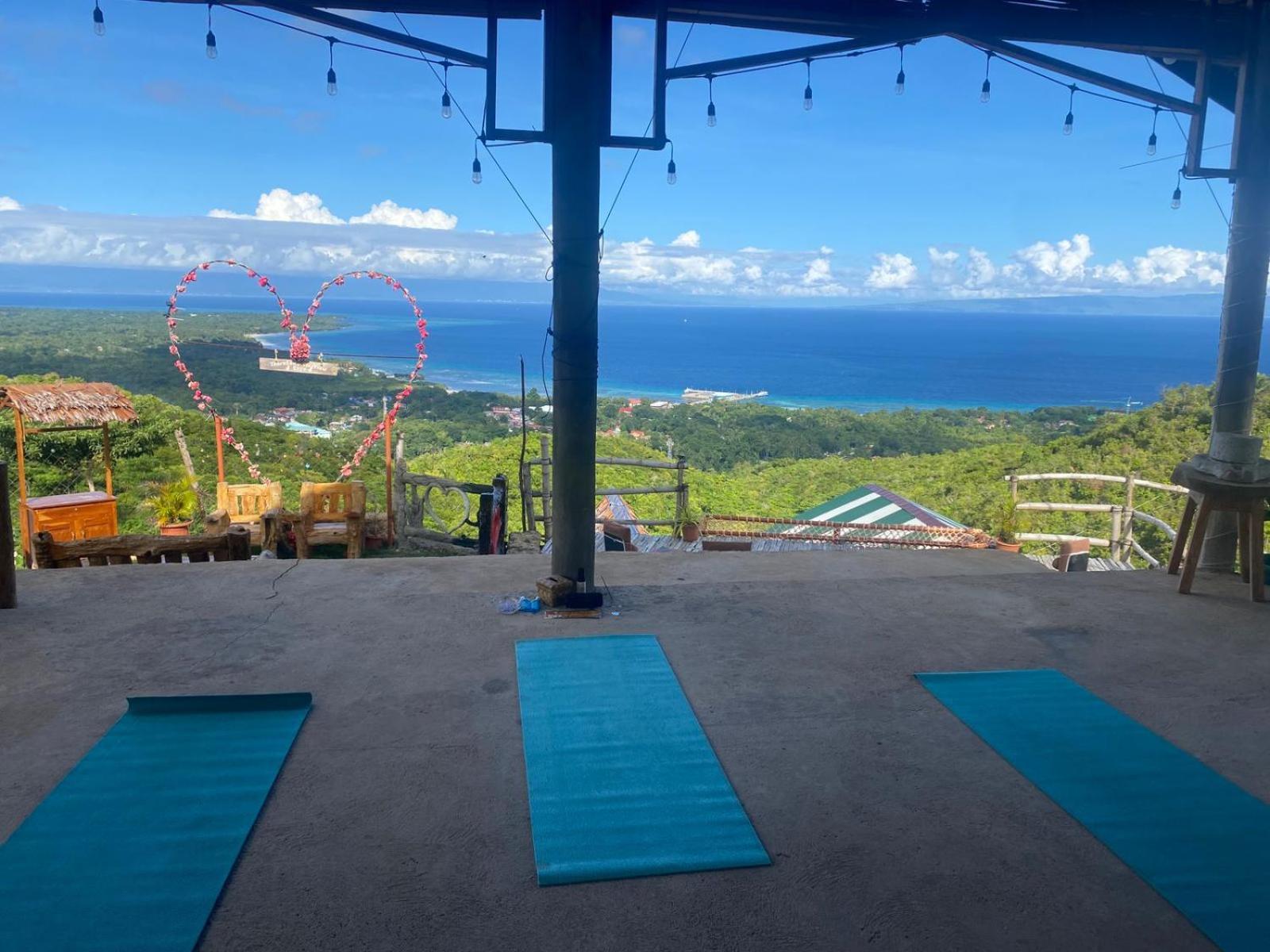 Thornton'S Sea View Cafe & Guesthouse Siquijor Buitenkant foto