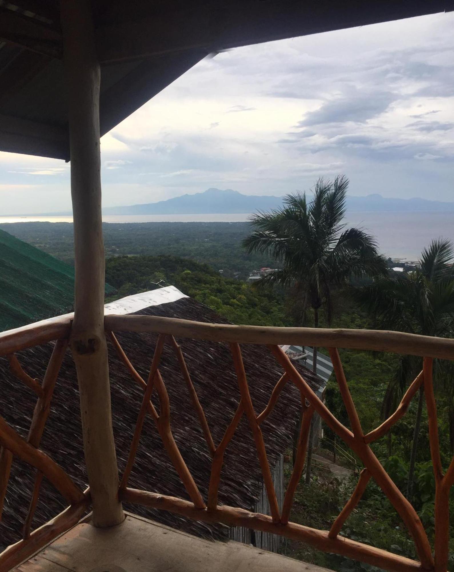 Thornton'S Sea View Cafe & Guesthouse Siquijor Buitenkant foto