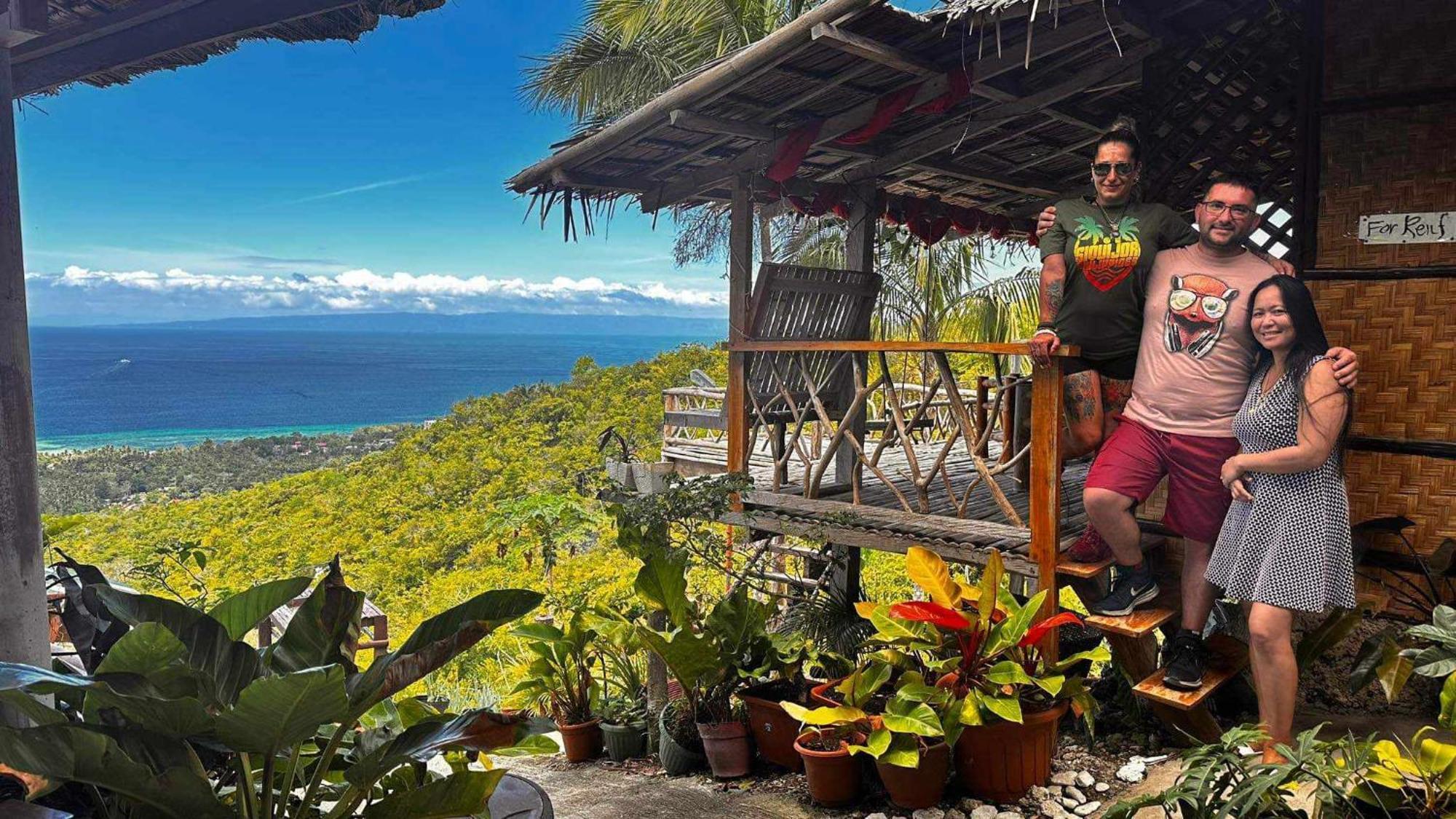Thornton'S Sea View Cafe & Guesthouse Siquijor Buitenkant foto