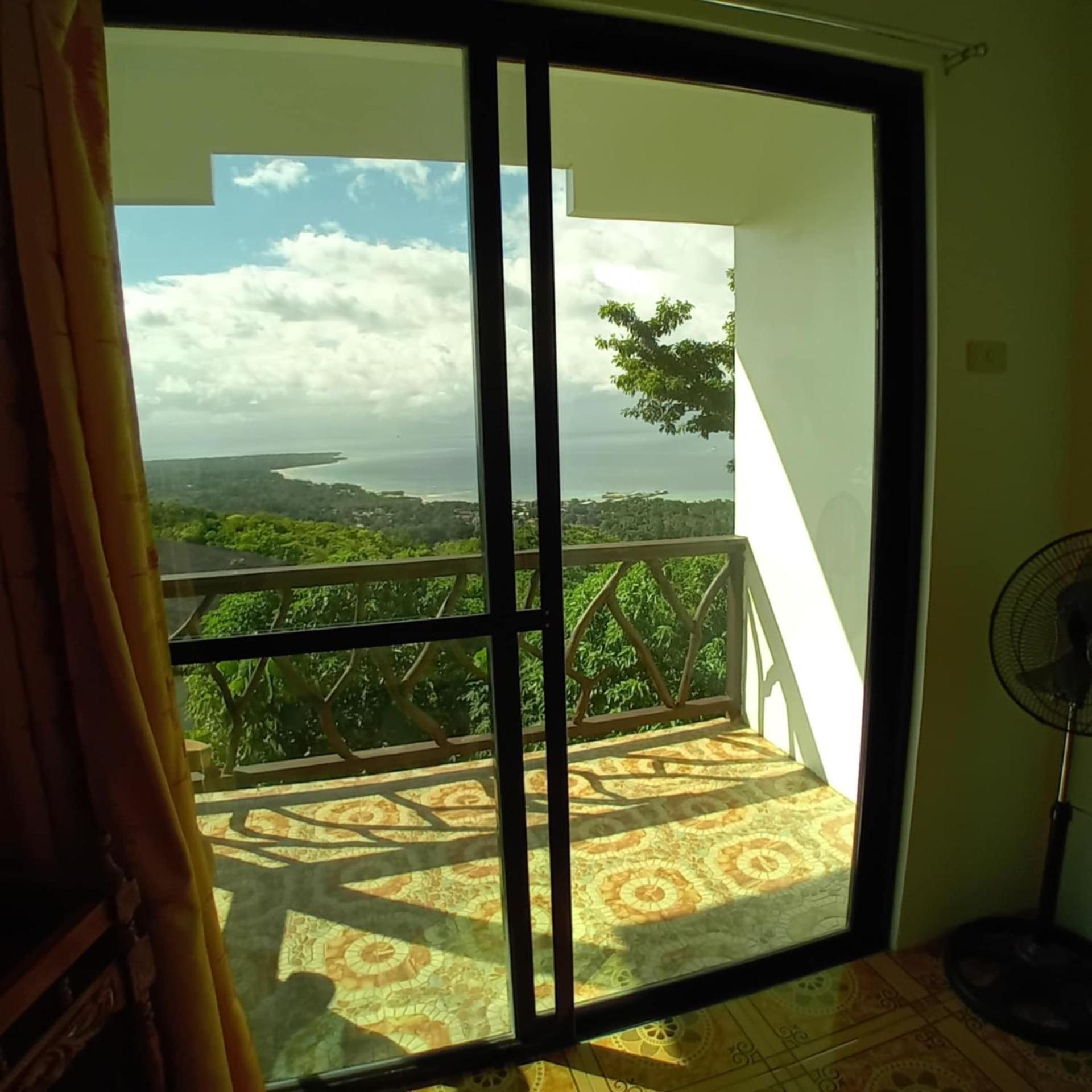 Thornton'S Sea View Cafe & Guesthouse Siquijor Buitenkant foto