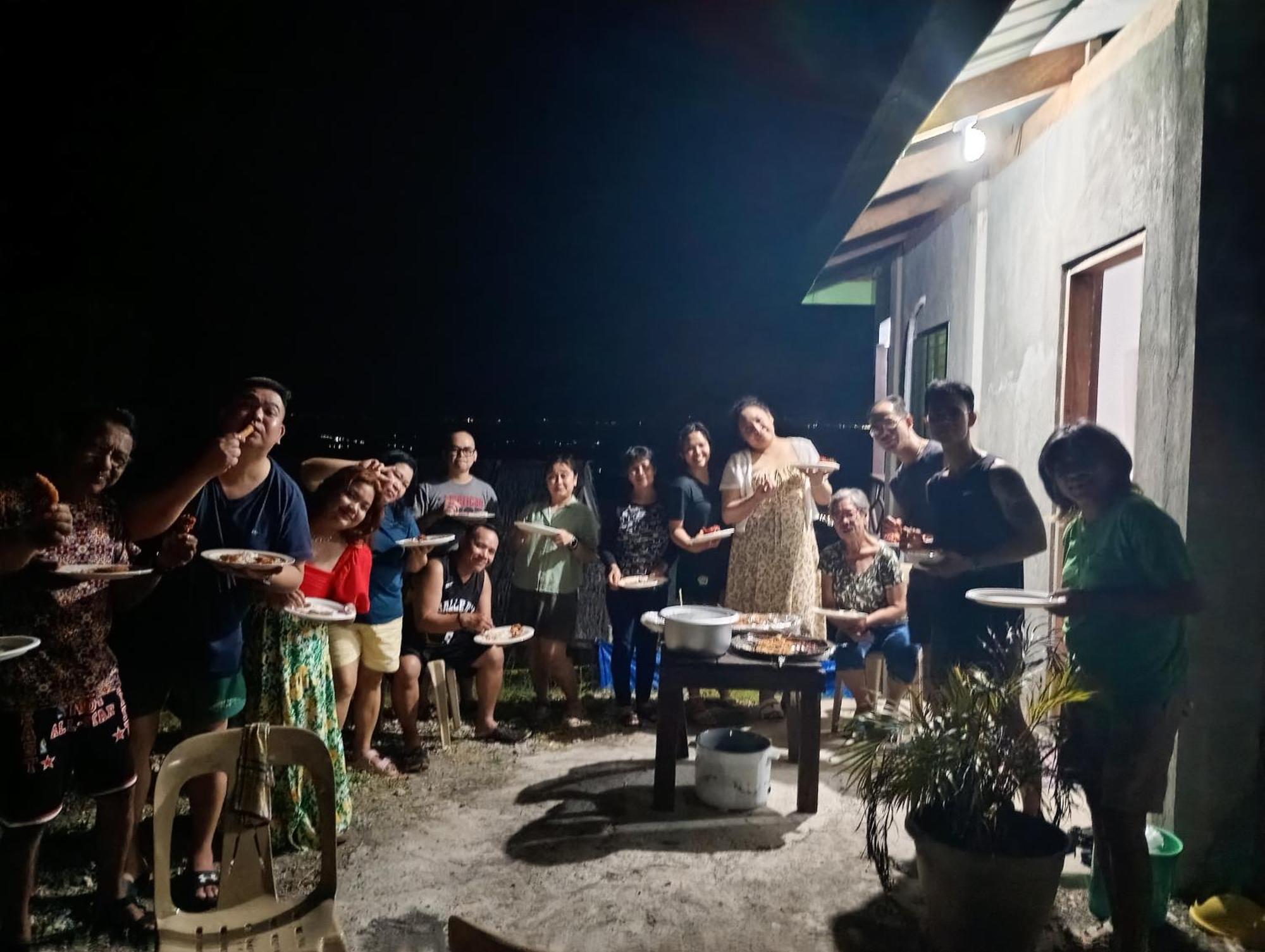 Thornton'S Sea View Cafe & Guesthouse Siquijor Kamer foto